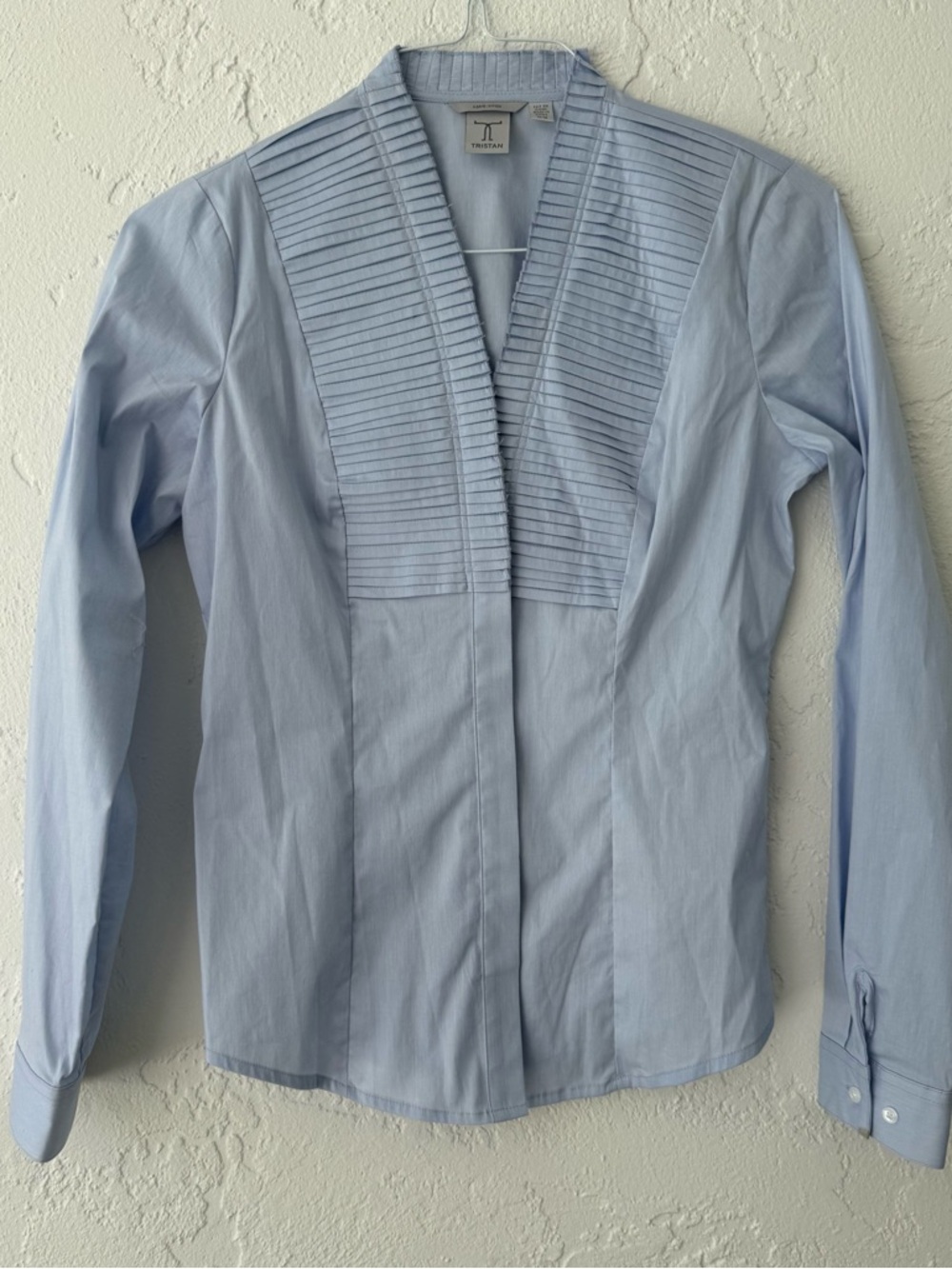 Tristan Light Blue Fitted Shirt Label Detail